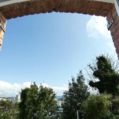 Cosy&paisible, Belle Vue Sur La Rade [camfrout] Appartement *